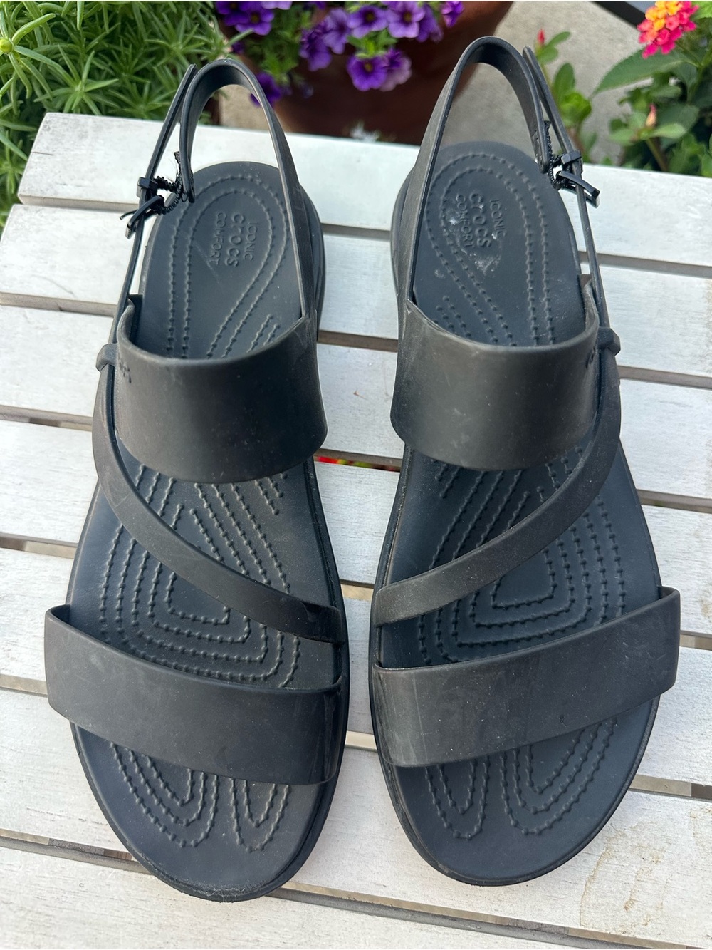 Crocs Women’s Tulum Strappy Sandals Flat Sandal - Picture 12 of 12